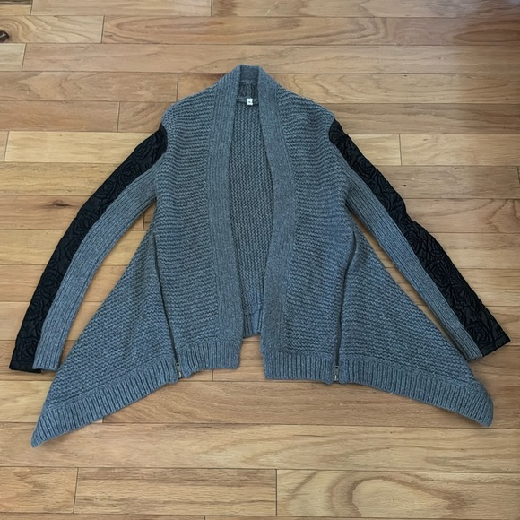 Anthropologie | Moth | Gray Oltrarno Faux Leather Cardigan |  Women’s Size XXS - Picture 2 of 6